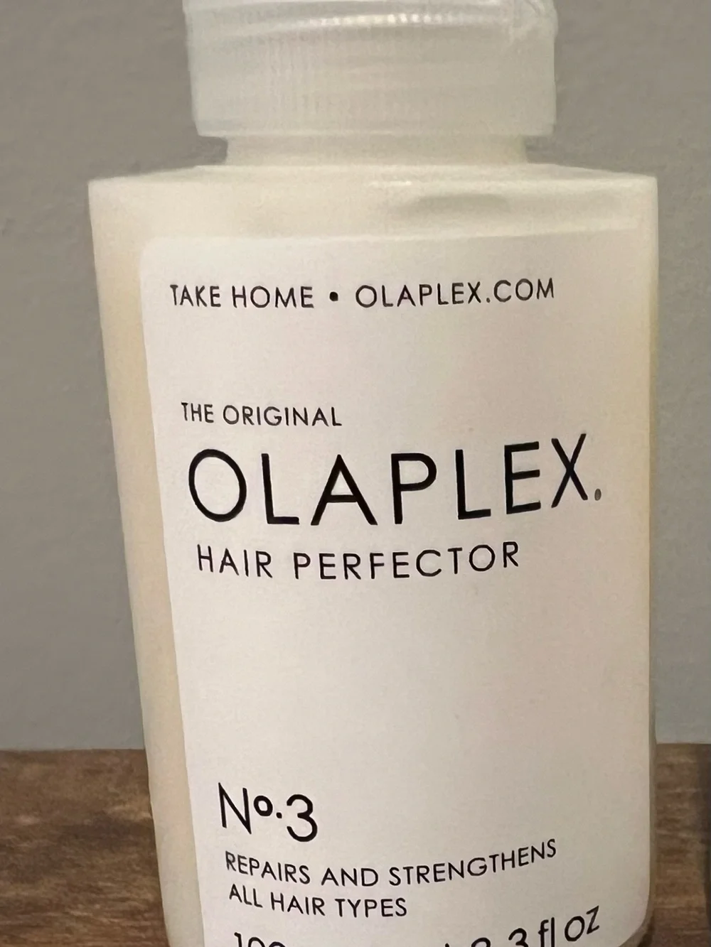 OLAPLEX No.3 Hair Perfector - White Bottle